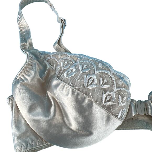 Ladies Sexy Front Closure Underwire Bra Beige - Picture 9 of 14